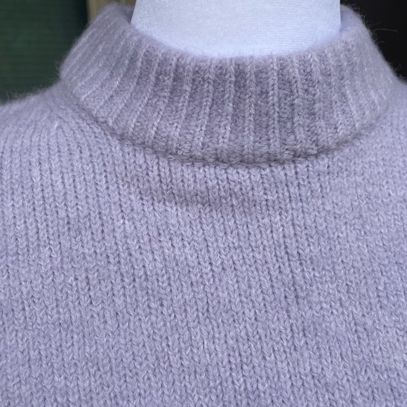Zara mauve/lilac sweater - Picture 9 of 10